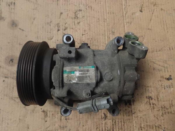 COMPRESSEUR DE CLIMATISATION RENAULT/NISSAN/MERCEDES - Vue 1